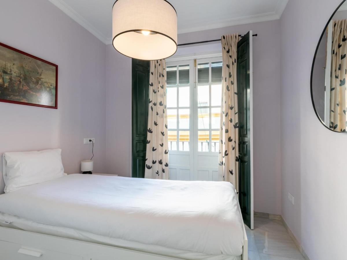 Holi-rent Penthouse Penuelas Apartament